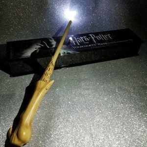 Light-Up Voldemort Wand